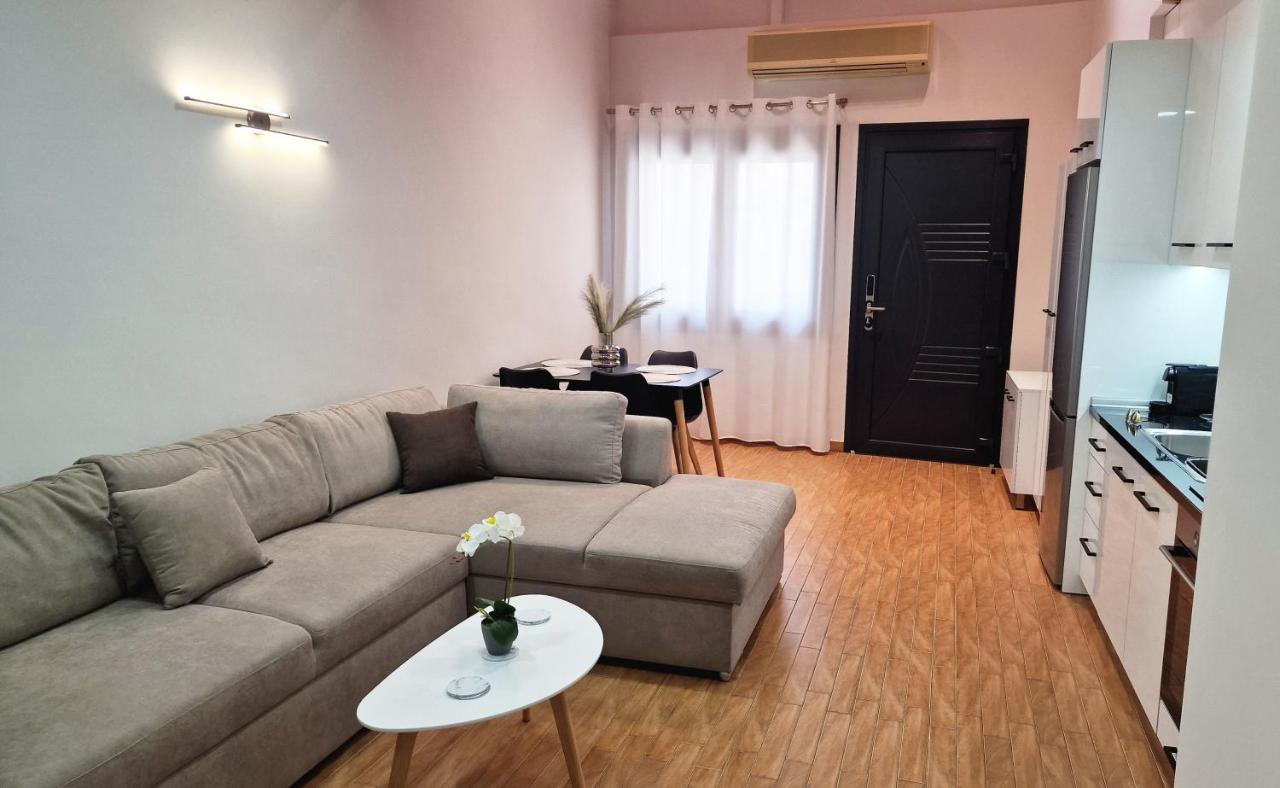 Pg Luxury Apartment Kavala Exterior photo